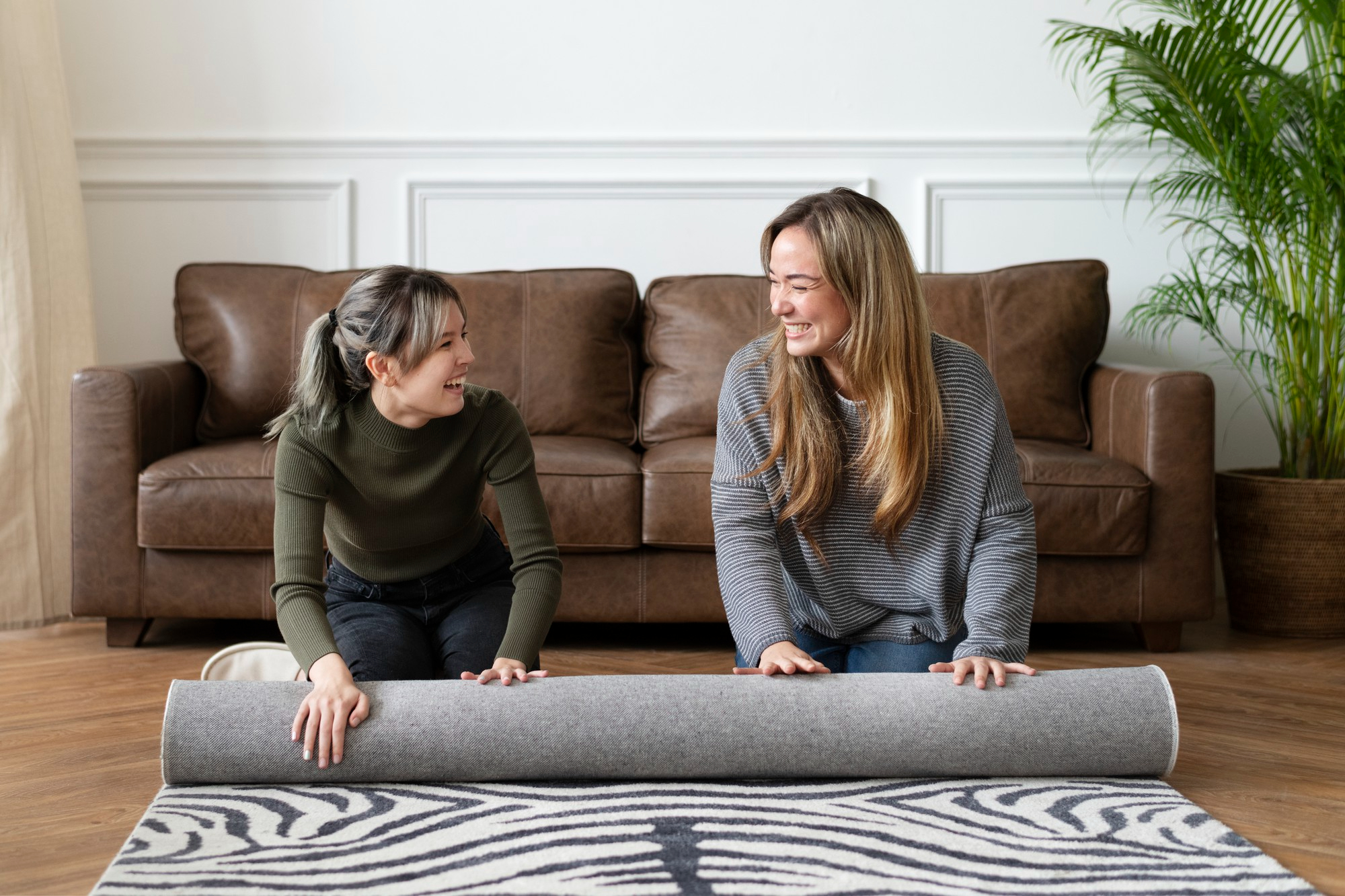 Choosing the right rug to match a brown sofa